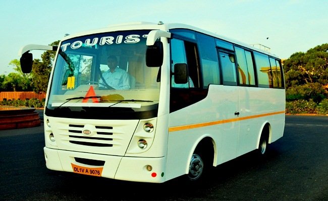 coach bus 25